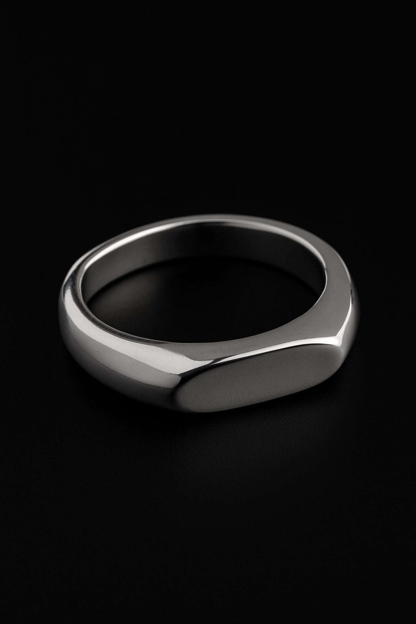 Anillo unisex Elemental de plata esterlina con diseño minimalista – DOPAMYN