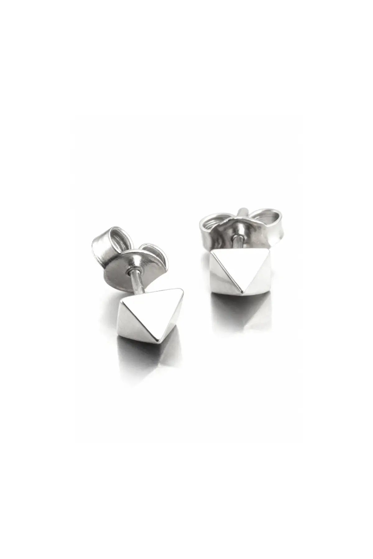 Aretes unisex Pyramid en plata esterlina, diseño geométrico hecho a mano con empaque bordado artesanal DOPAMYN