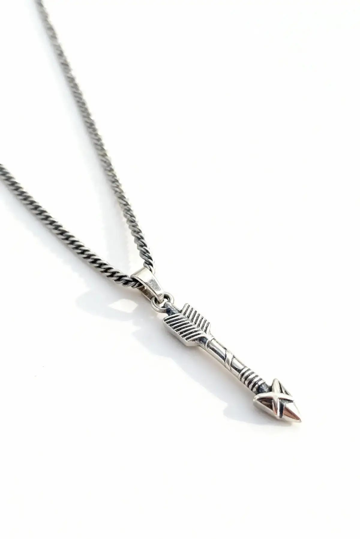 Collar de flecha en plata .950 estilo moderno, artesanal y unisex DOPAMYN
