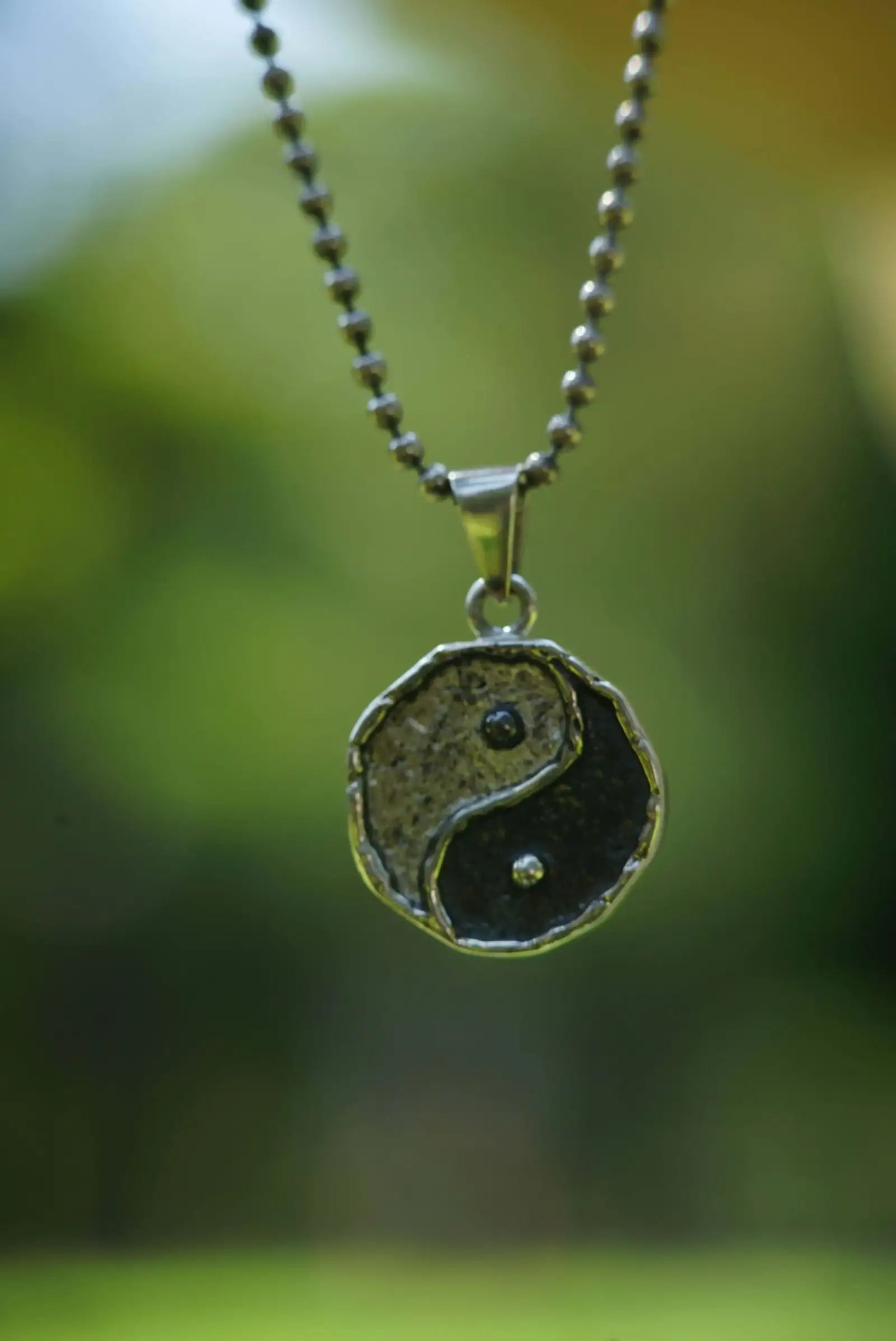 Cadena barbada y colgante Ying Yang en plata esterlina DOPAMYN