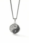 Collar Yin Yang en plata .950 estilo minimalista, artesanal y unisex DOPAMYN