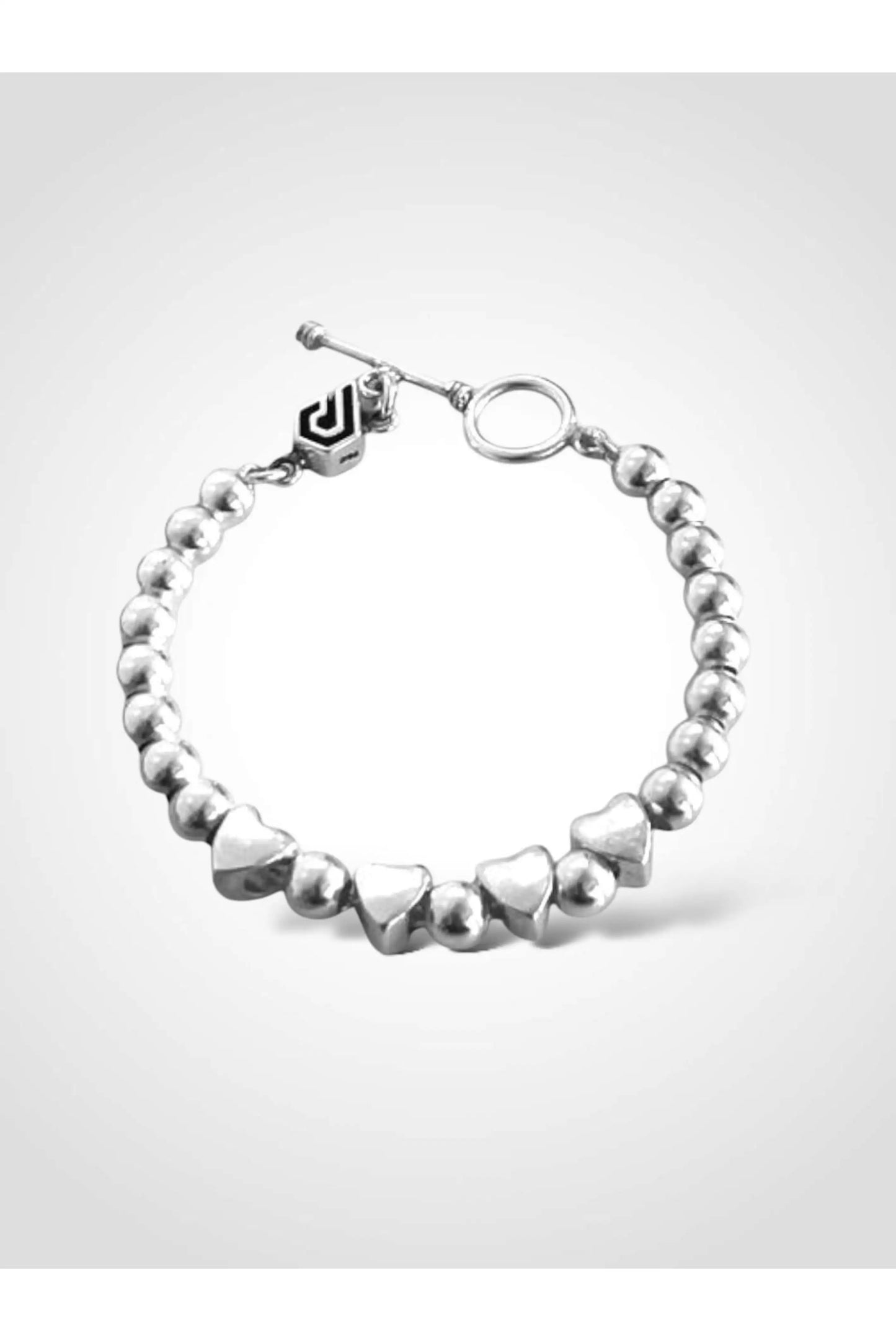 Pulsera unisex de corazones y perlas en plata esterlina hecha a mano – Joyería minimalista de Dopamyn
